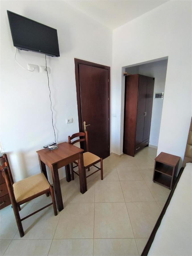 Ahmeti Rooms Ksamil Ngoại thất bức ảnh