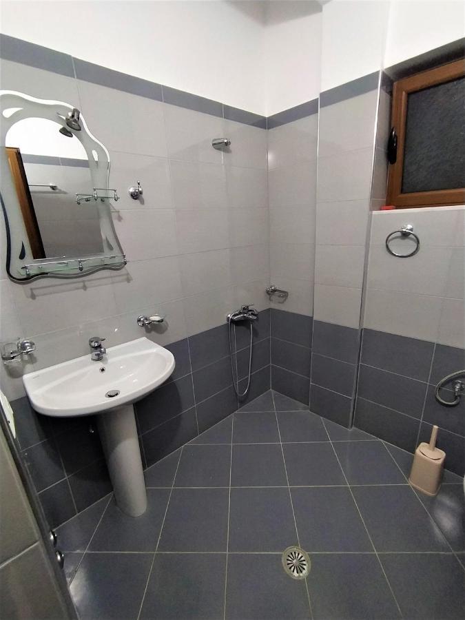 Ahmeti Rooms Ksamil Ngoại thất bức ảnh